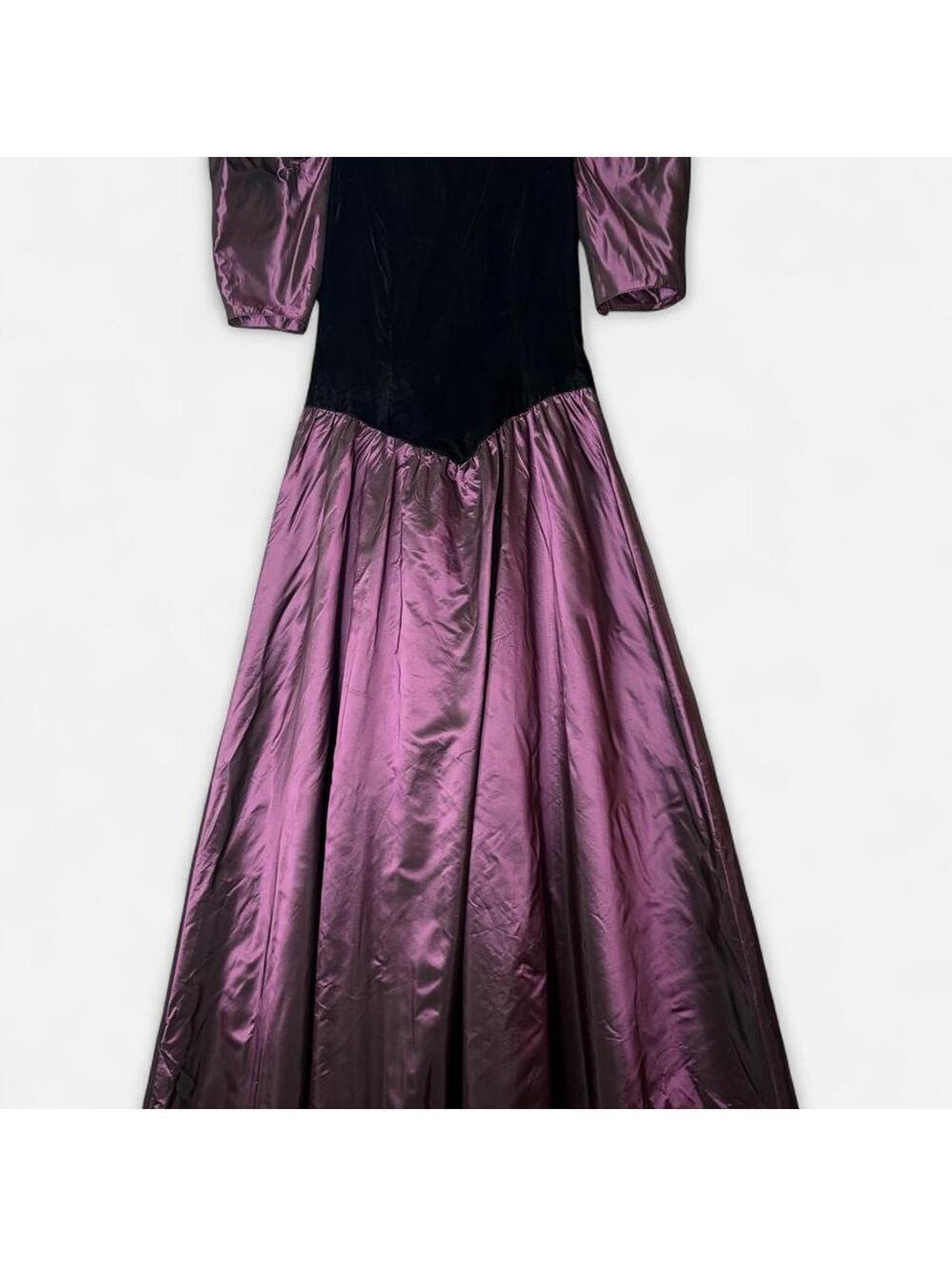 Jessica Mcclintock Women's Purple and Pink Dress